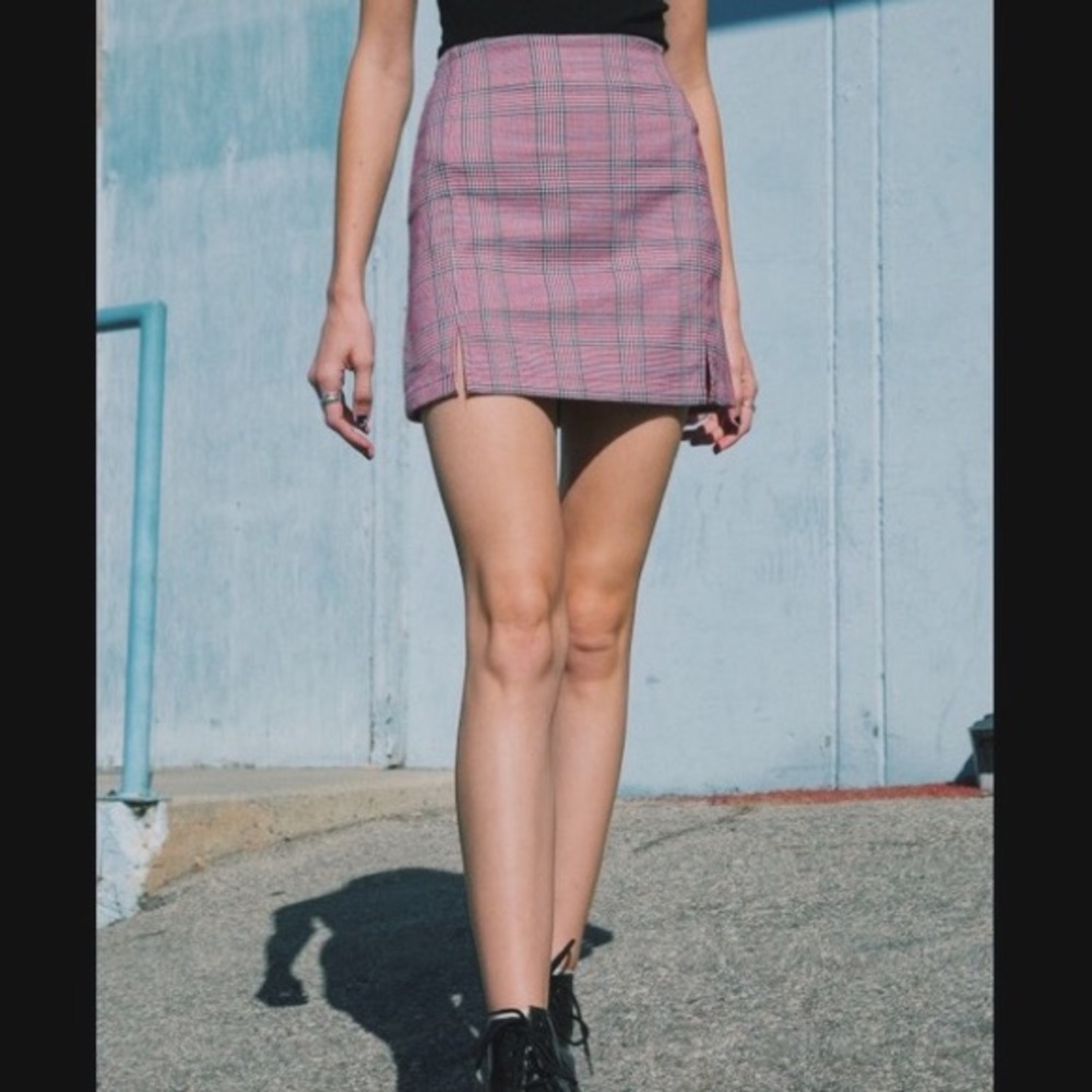 *SOLD* Brandy Melville Cara Skirt